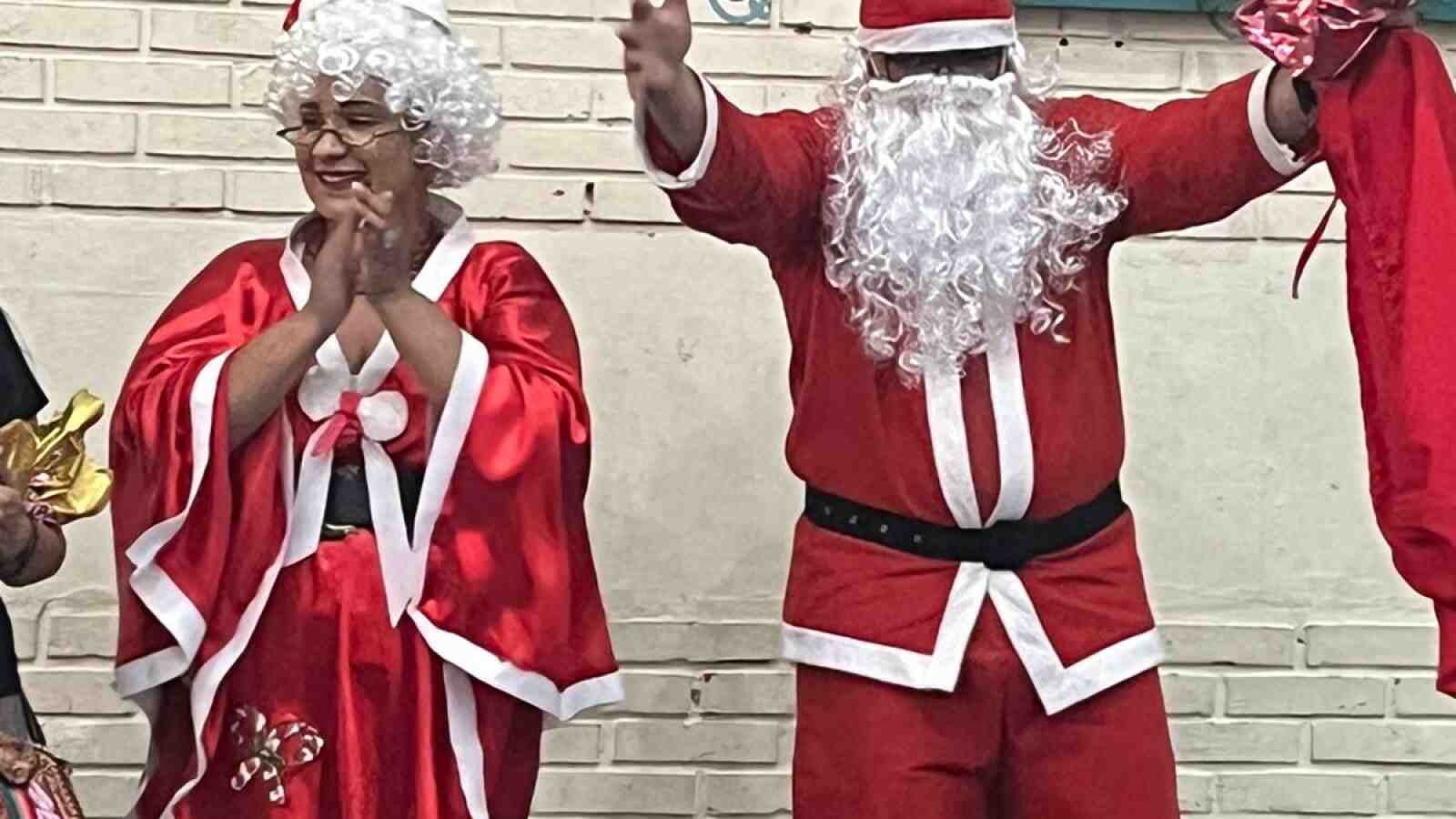 O Papai Noel já chegou para as crianças venezuelanas que moram em Passo