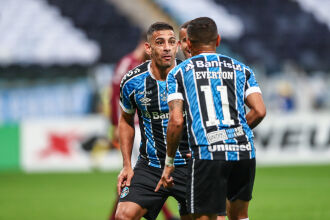 Diego Souza marcou na Arena  - (Lucas Uebel-GFBPA)