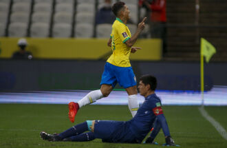 Firmino marcou dois -     Foto - Miguel Schincariol/CBF