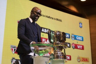 O ex-jogador Grafite participou do sorteio (Foto - Thais Magalhães/CBF)