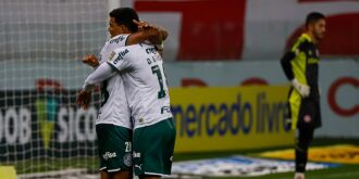 Palmeiras conquista três pontos em Porto Alegre Foto-Maxi Franzoi-AGIF-CBF    