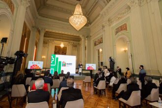 Representantes de hospitais e autoridades participaram do lançamento (Fotos: Felipe Dalla Valle / Palácio Piratini)