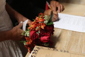 Nos dez primeiros meses deste ano, foram realizadas 530 celebrações civis, frente a 381 matrimônios realizados no ano passado (Foto: Dênio Simões/Agência Brasília)