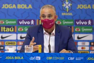 Tite convocará a Seleção Brasileira para os próximos compromissos pelas Eliminatórias da Copa do Mundo (Foto: CBF)