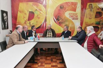 Encontro aconteceu na sede dos socialistas, em Porto Alegre - Foto Dani Barcellos