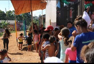 Atividades acontecem em várias ocupações durante dias alternados 