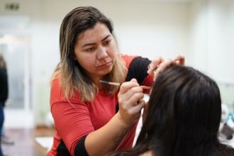 Podem se inscrever para os cursos profissionalizantes todas as pessoas com mais de 15 anos. (Foto: Divulgação/PMPF)