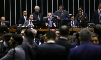 O colegiado será formado por 16 deputados e 16 senadores titulares - Foto Lula Marques - Agência Brasil