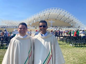 Padres Érico Martins e Joule Windson Cunha Santos da Arquidiocese de passo Fundo 