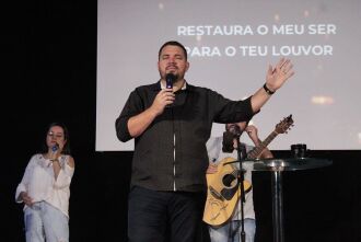 Éder Dalcin pastor da Igreja Missão Mundial