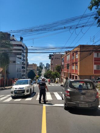 Bento em mão-dupla na esquina com Paissandu -   Foto-LC Schneider-ON