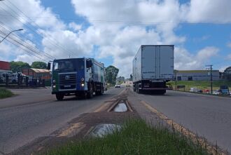 Com pista simples, a ERS 324 que liga Passo Fundo à região serrana tem fluxo intenso de veículos - Foto Édson Coltz/ON