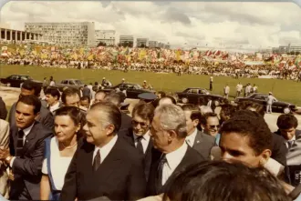 Há 40 anos José Sarney subia a rampa do Congresso Nacional para tomar posse - Arquivo/Senado