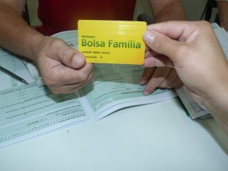 Beneficiários do Bolsa Família também podem se profissionalizar