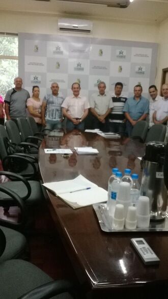 Dirigentes da Associação de Moradores da Vila Mattos participaram de reunião com o prefeito Luciano Azevedo