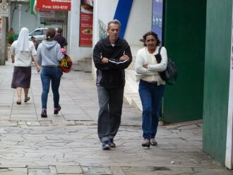 Depois do calorão, manhã de sexta-feira exigiu agasalhos