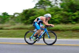 Triatleta: preparativos para Putrajaya