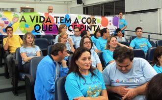 Câmara de Vereadores fará homenagem aos autistas