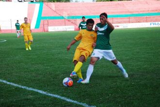 Equipe comandada pelo técnico Marco Aurélio soma três pontos