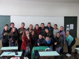 Com a turma, nas aulas no Cecy Leite Costa