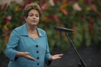 a intenção de voto em Dilma Rousseff (PT) caiu de 32,2% para 31,6% dos votos.