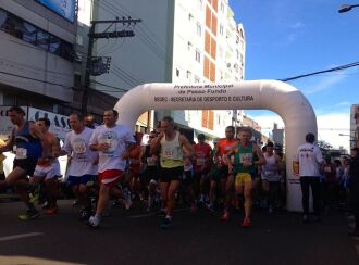 Maratona aconteceu na manhã neste domingo