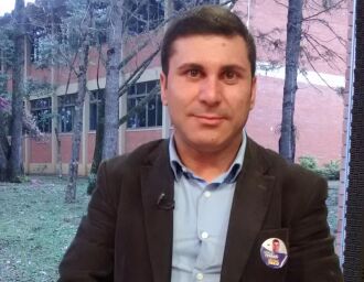 Sérgio Ferrari é candidato a deputado federal pelo PMDB.