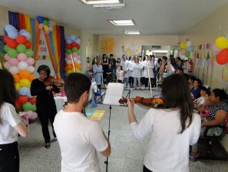 Músicas, danças e alegria tomaram conta da festa do Espaço Lúdico