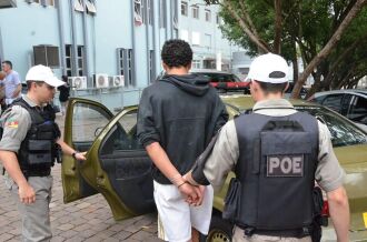 Polícia procura terceiro integrante do grupo