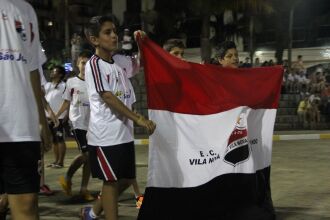 Equipe passo-fundense na Praça da Paz