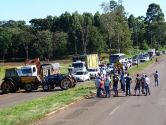 Em Passo Fundo o único bloqueio que ainda permanece é no quilômetro 02 da ERS-153,