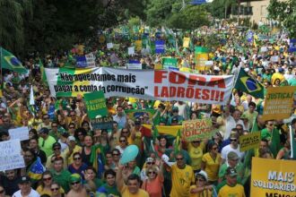 Manifestantes percorreram ruas da Capital