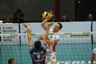 Gustavo Endres: no Vôlei Canoas