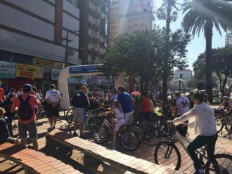 Ponto de encontro foi a Praça do Teixeirinha