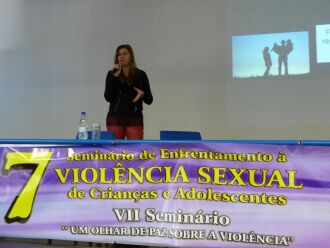 Seminário acontece todos os anos. Em 2013, palestras com psicólogos fizeram parte da programação