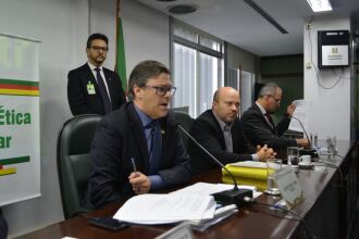 Agora será forma a subcomissão para analisar o pedido