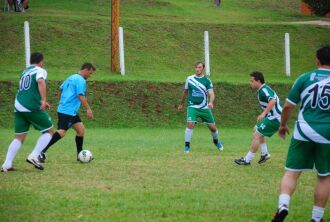 Jogos na sede da Roselândia