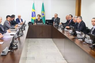 Presidenta Dilma Rousseff participa de reunião do Conselho Deliberativo do Programa Bem Mais Simples Brasil