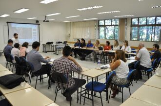 Encontro reuniu representantes de organizações civis e de órgãos públicos