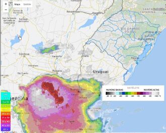 Os temporais estão associados às áreas de instabilidade de uma frente fria que avança da Argentina para o oceano
