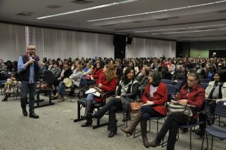 Palestra reuniu professores participantes do Seminário para um momento de reflexão acerca da docência