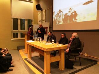 Painel com os professores e escritores Maria Eunice Moreira, Luiz Antonio de Assis Brasil e Luis Augusto Fischer, como encerramento do projeto João Simões Lopes Neto: Ontem, Hoje e Sempre