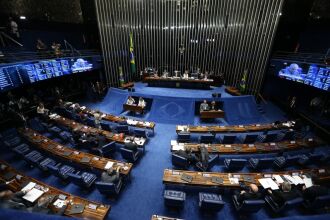 Senado retoma julgamento nesta segunda-feira, às 9h