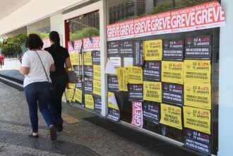 Greve dos bancários fecha agências no país a partir desta terça-feira