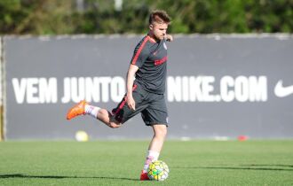 Equipe realiza treino na manhã deste sábado, antes do embarque para São Paulo