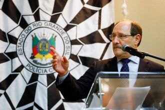 Governador José Ivo Sartori inaugurou a nova unidade no Palácio da Polícia