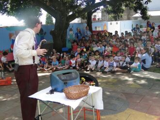 Teatro trouxe as informações de forma lúdica