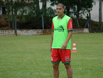 Uruguaio Sosa: zagueiro do Passo Fundo