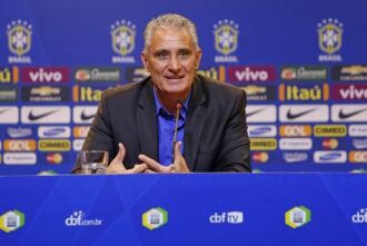 O técnico Tite, da Seleção Brasileira de Futebol, convocou  23 jogadores para representar o Brasil no Jogo da Amizade contra a Colômbia