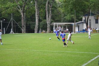 Jogos na sede campestre do Juvenil